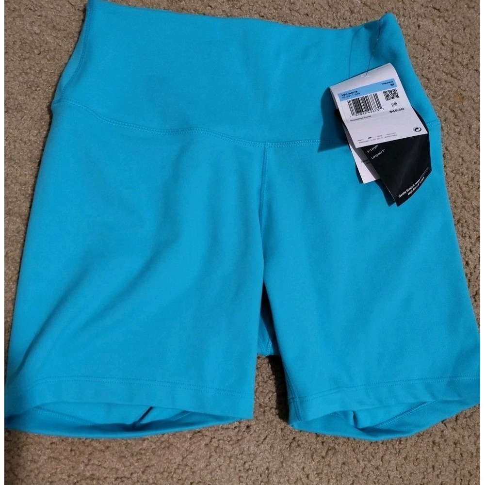 NWT Shorts Women's Medium 5" Bike Shorts Training Dri-Fit Ladies Turquoise‎